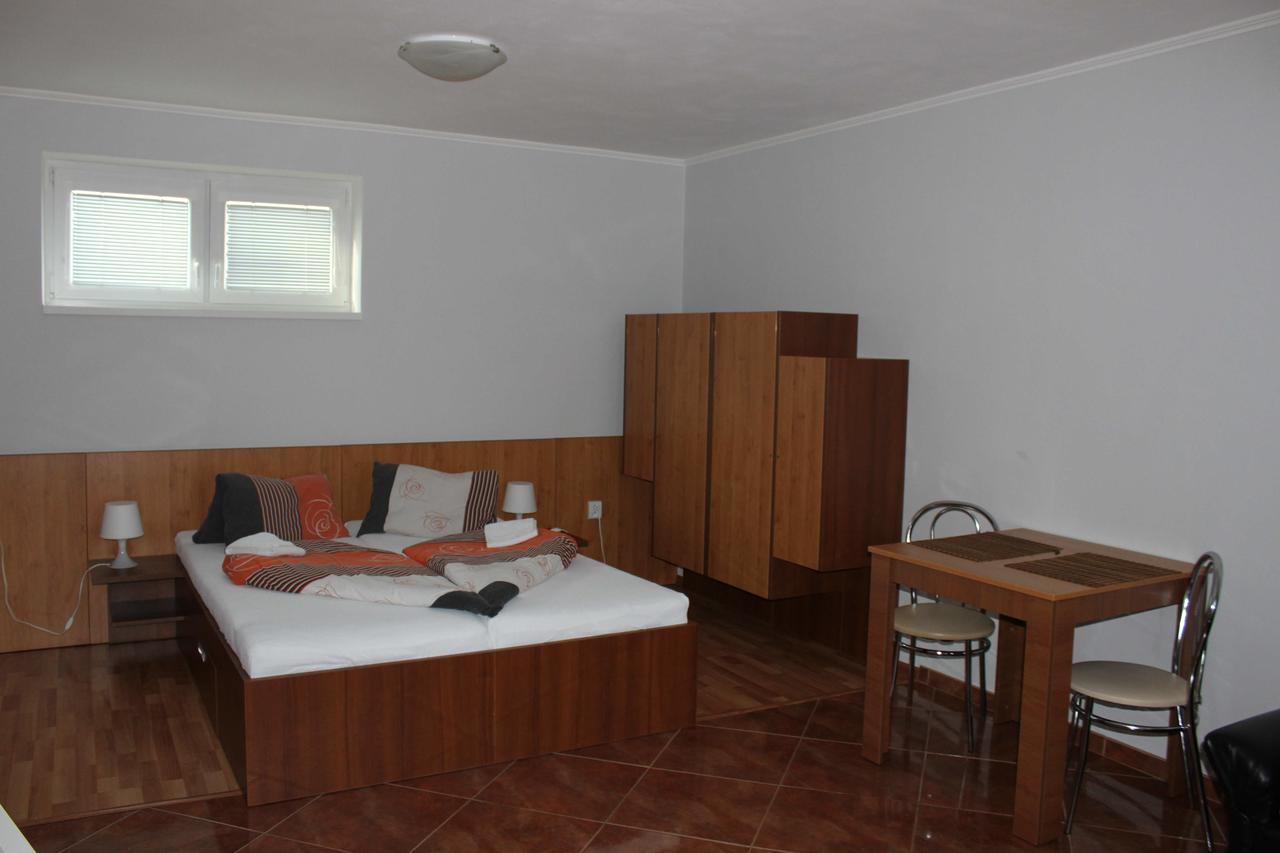 Ferienwohnung Privat Arcadia Podhájska Exterior foto